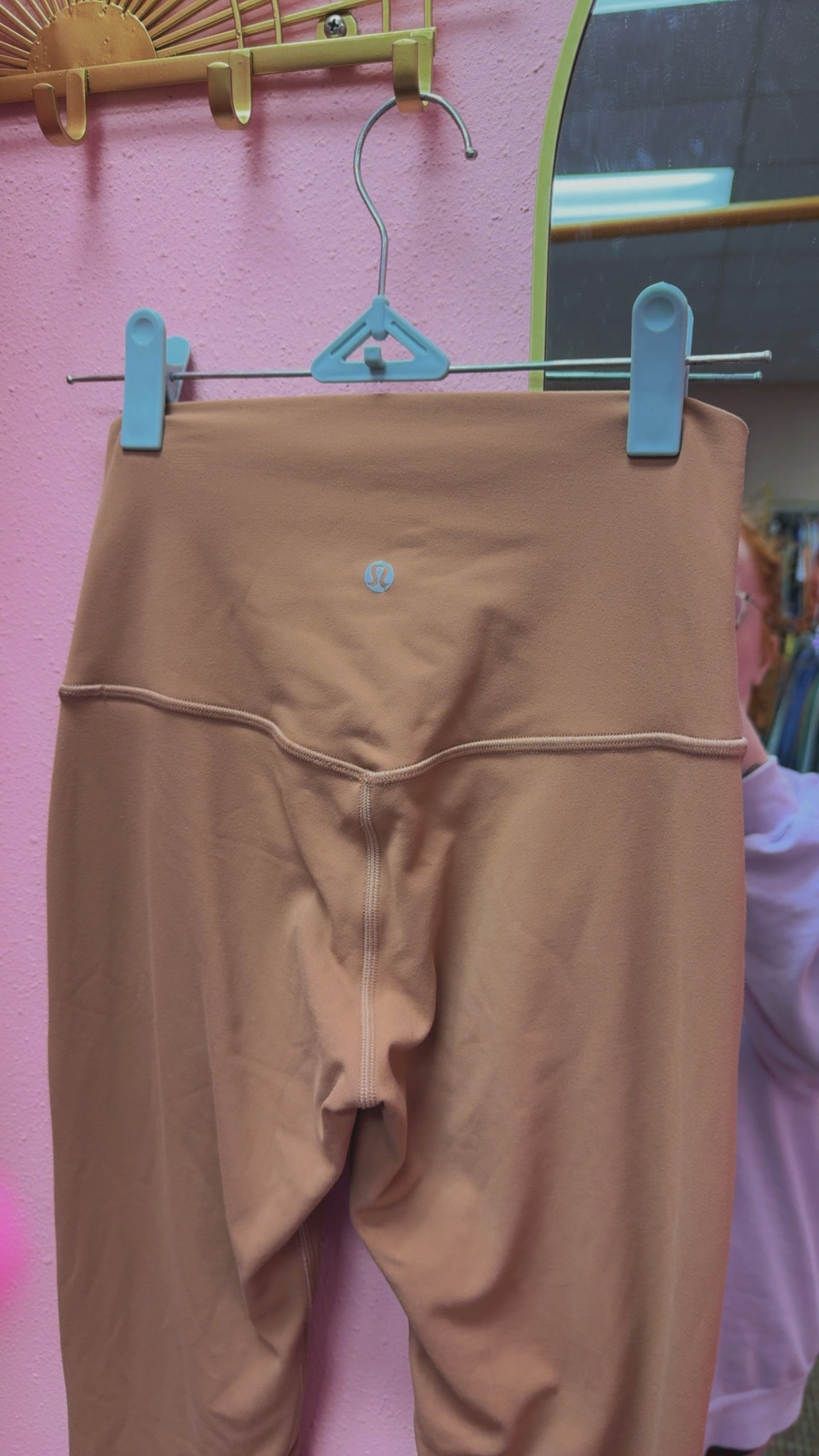 Lululemon Aligns Size 4 “28