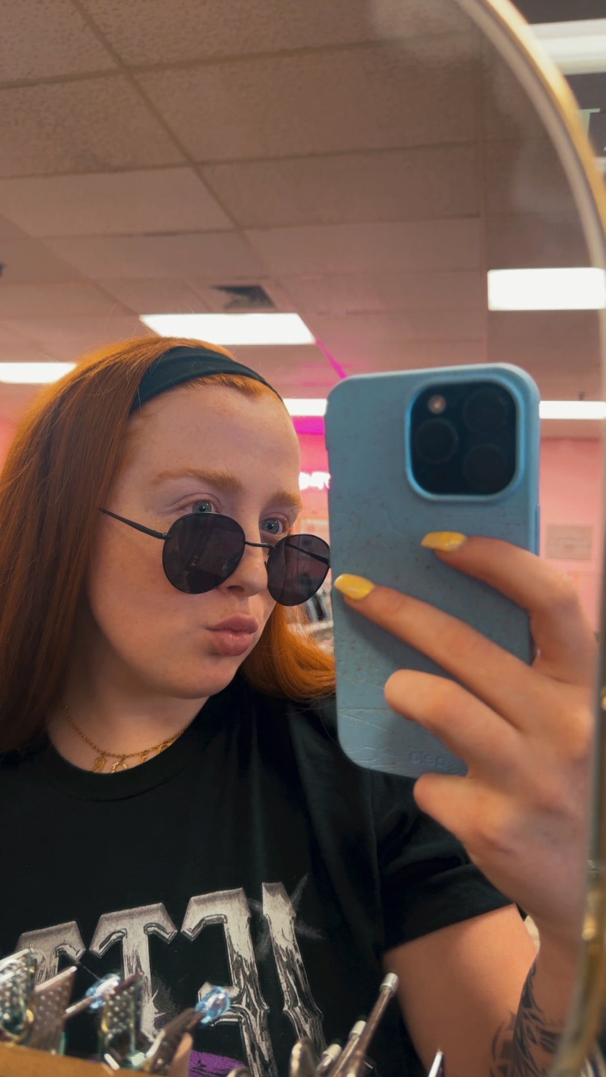 $8 SUNNIES- Black on Black Circle