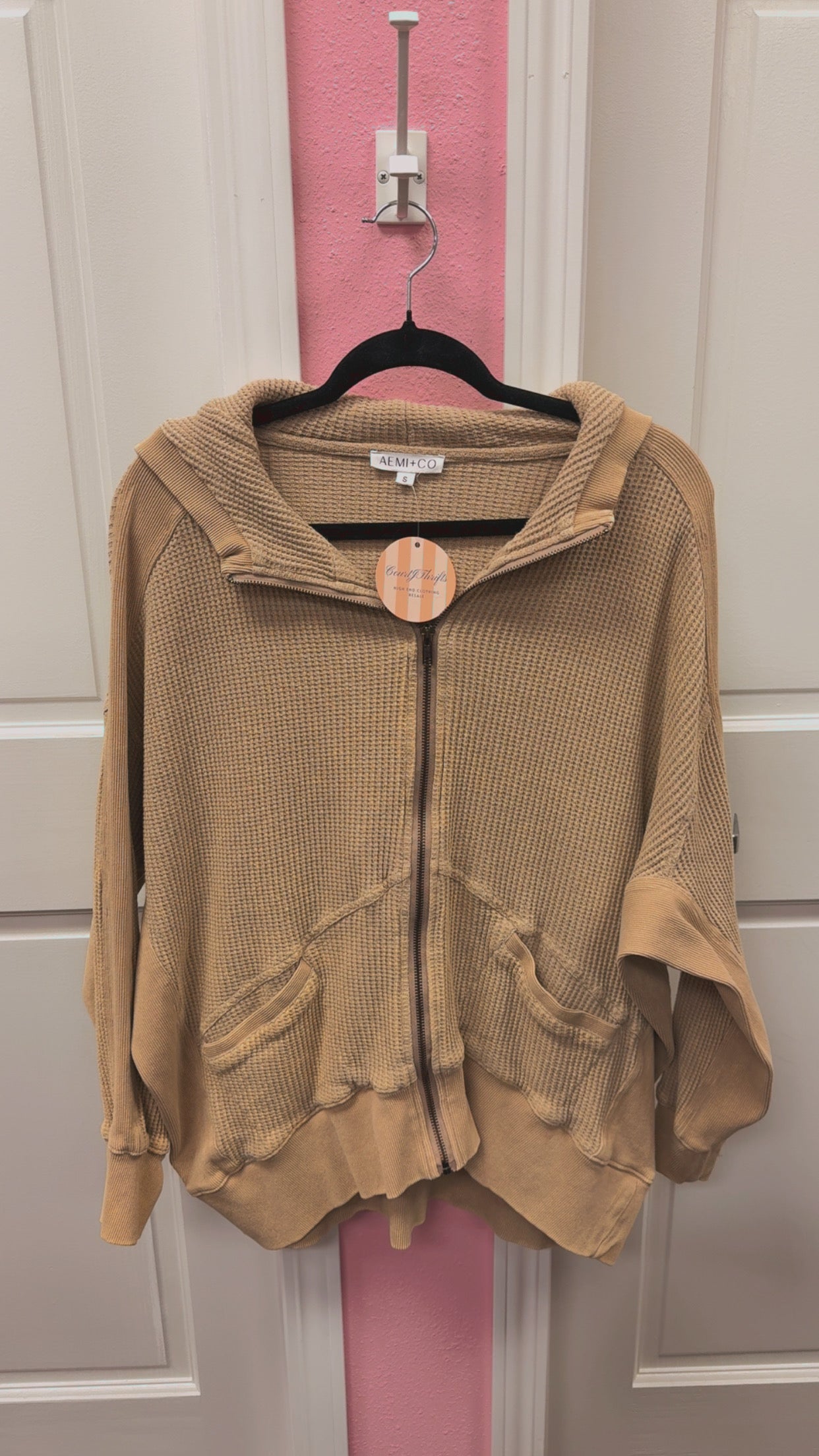 Aemi+Co Waffle Knit Oversized Hoodie Size Small