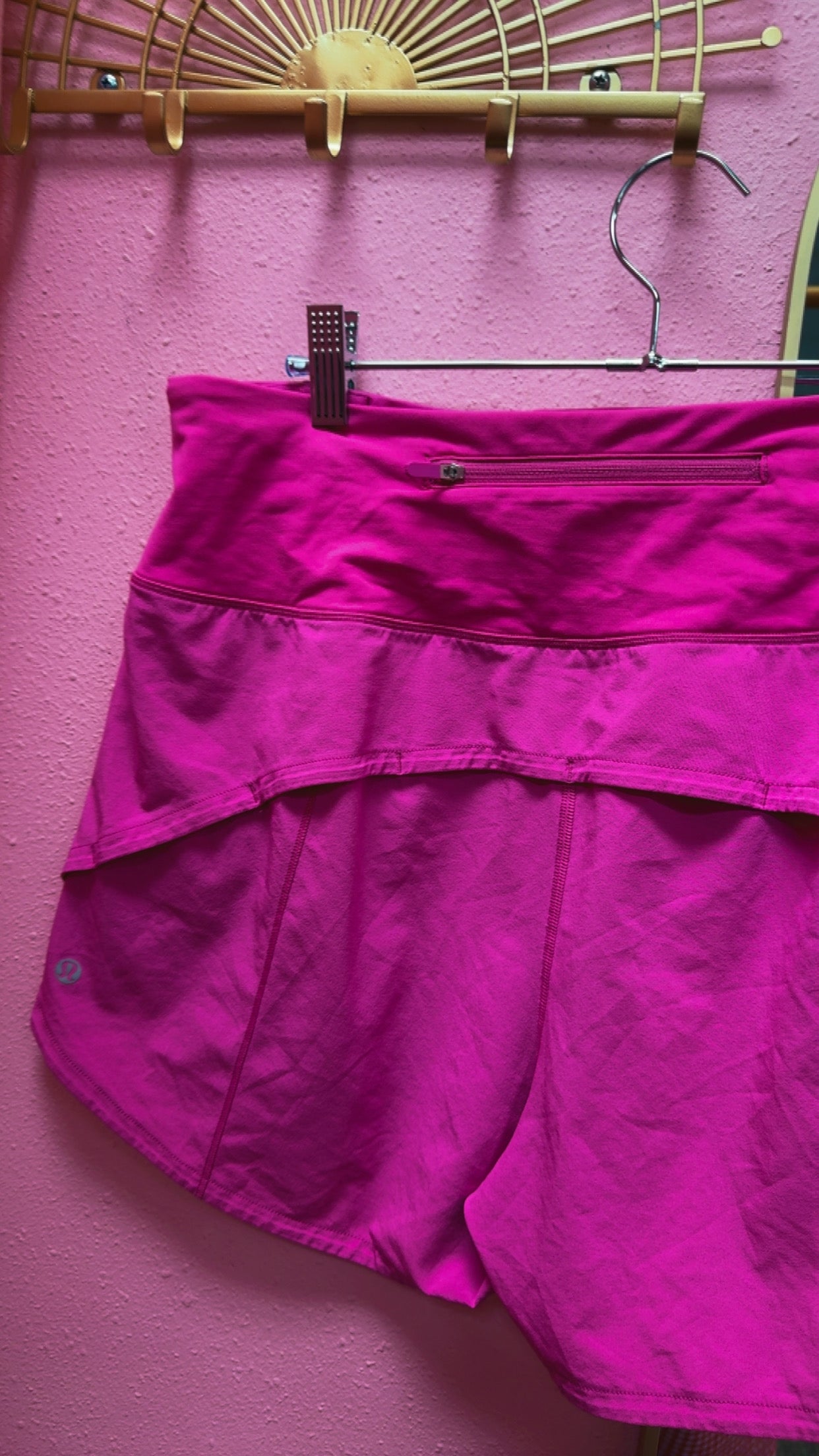 Lululemon Hi-Rise Speed Up Shorts Size 14- Sonic Pink- NO LINER*
