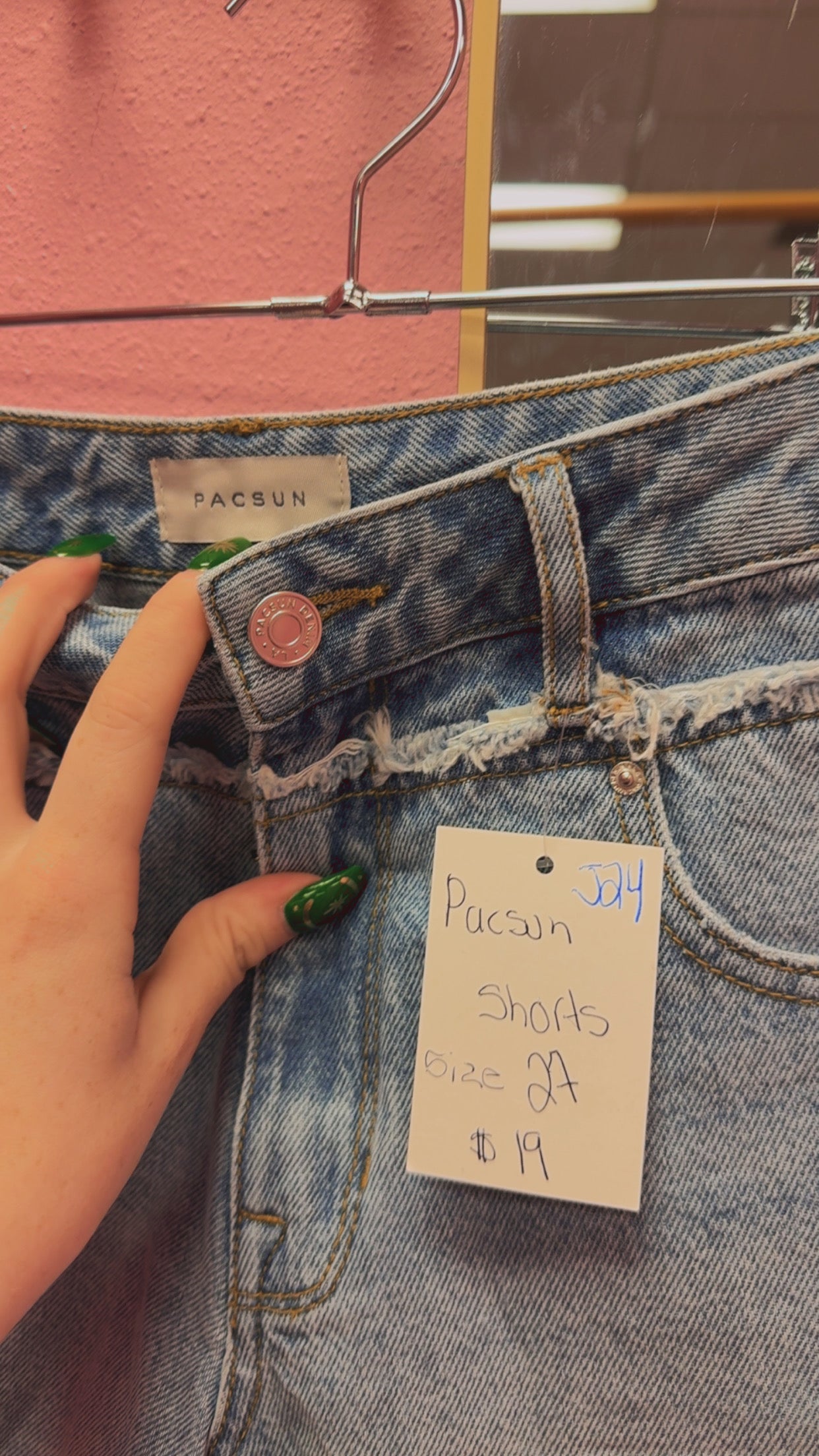 PacSun Shorts Size 27