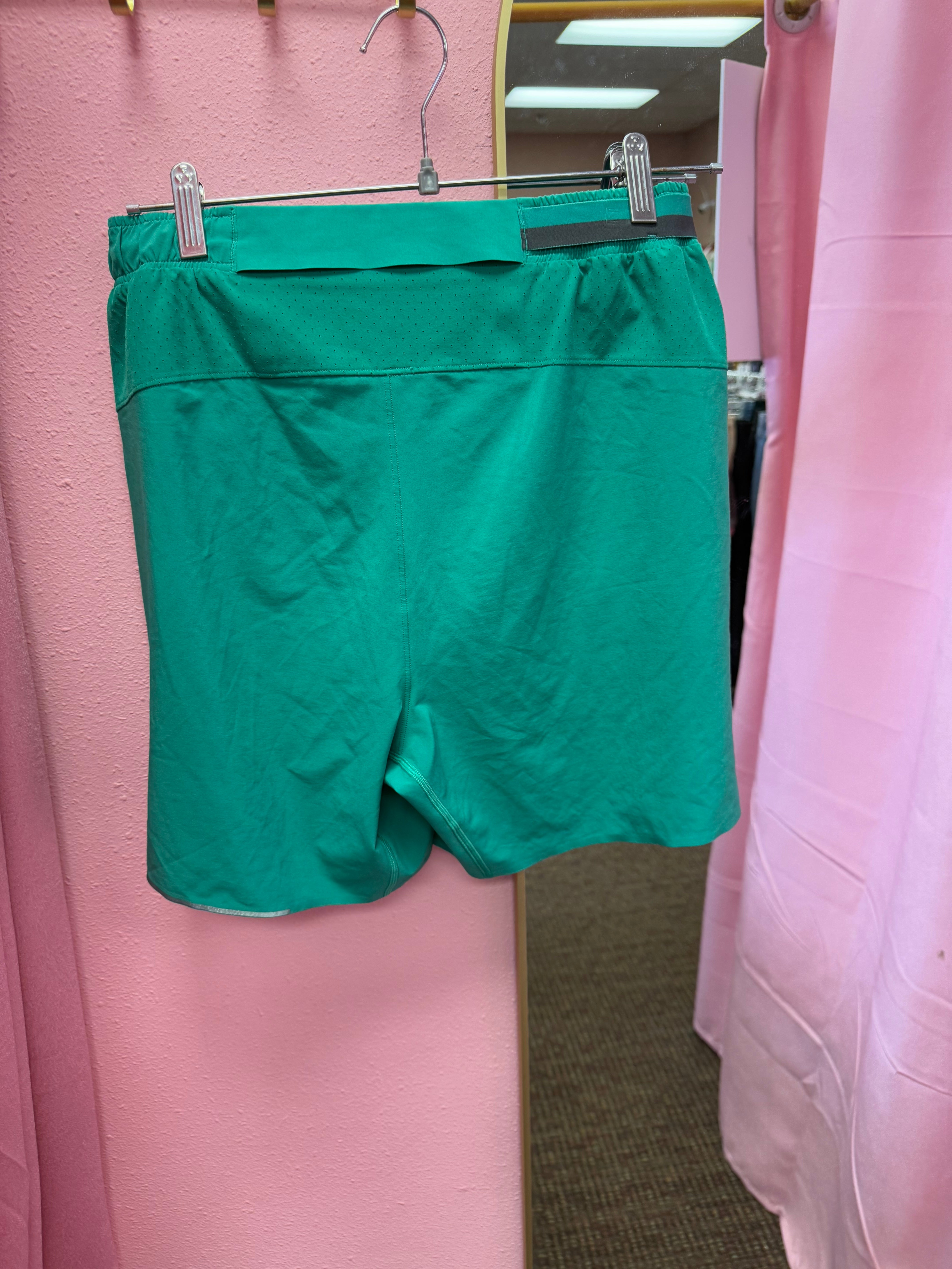 Men’s Lululemon Green Shorts Size Medium