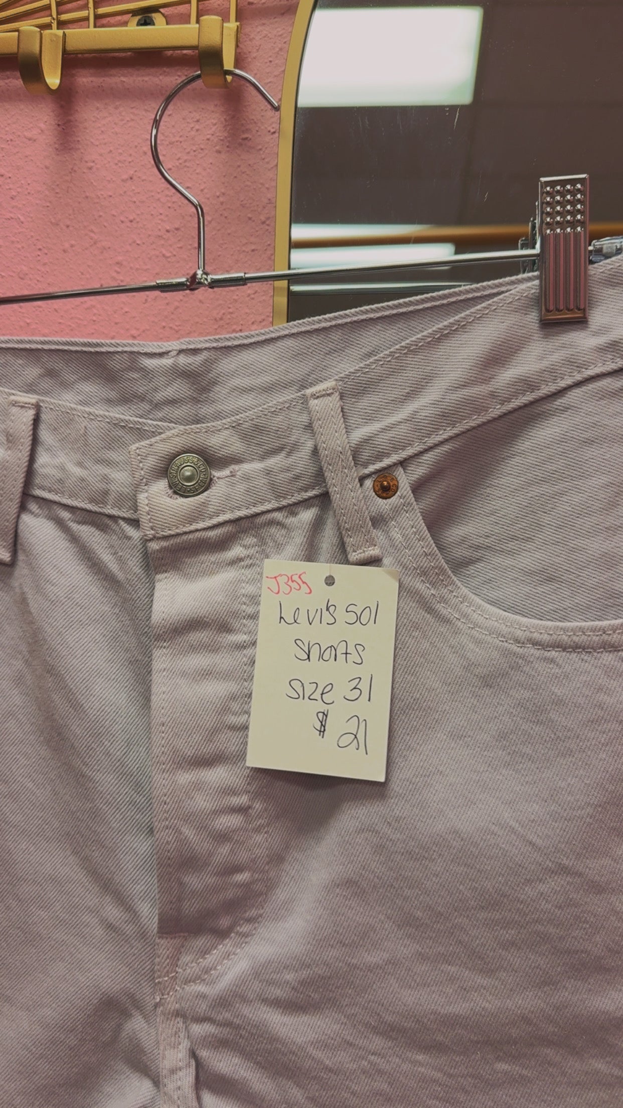 Levi’s 501 Lilac Shorts Size 31