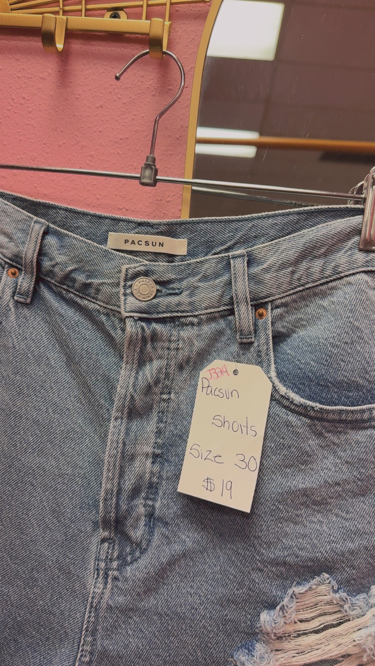 PacSun Distressed Shorts Size 30