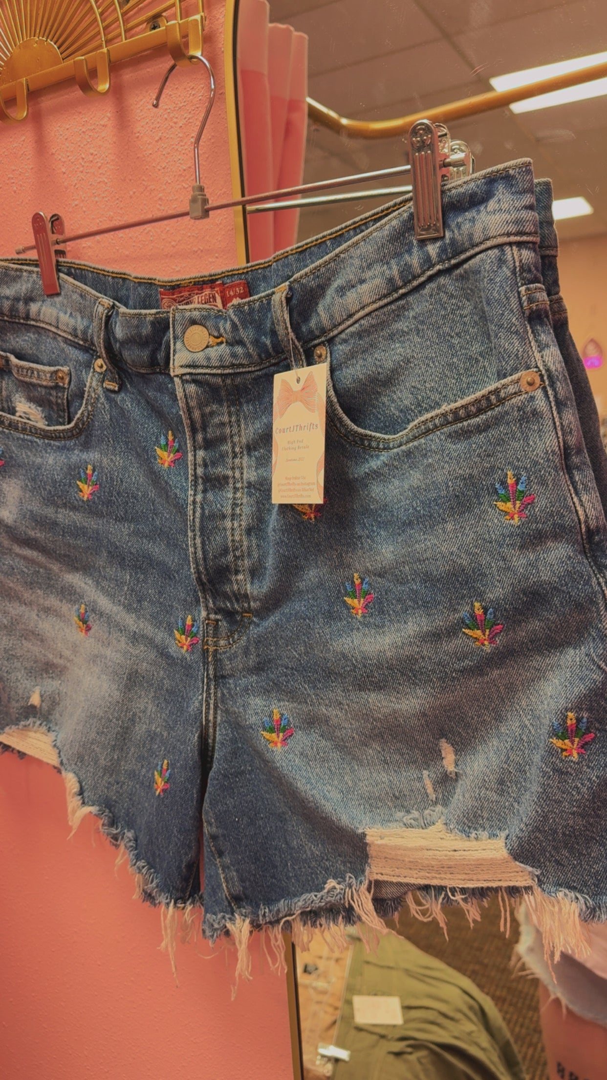 Lucky Brand Shorts Size 14/32