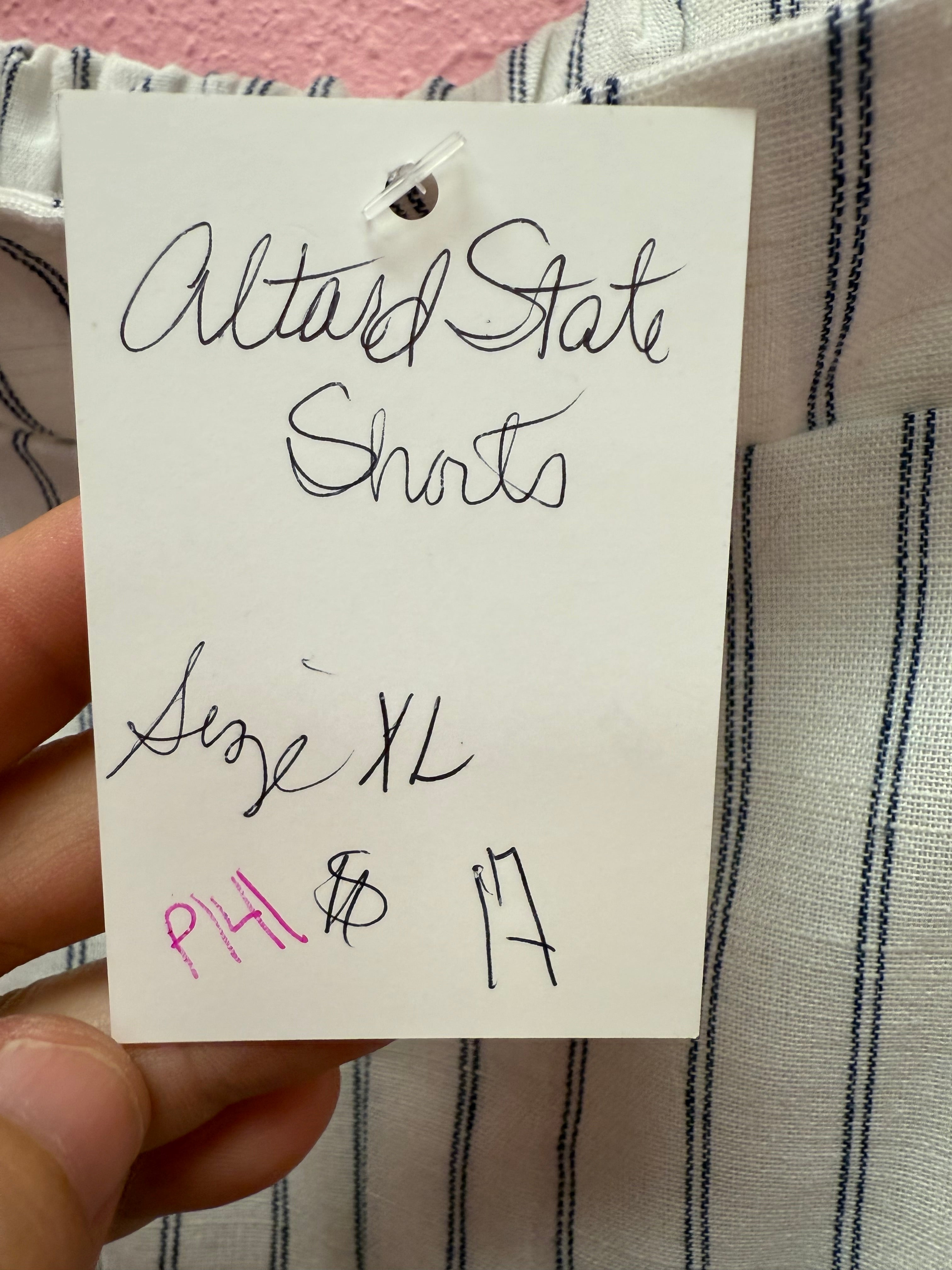 Altar’d State Shorts Size XL