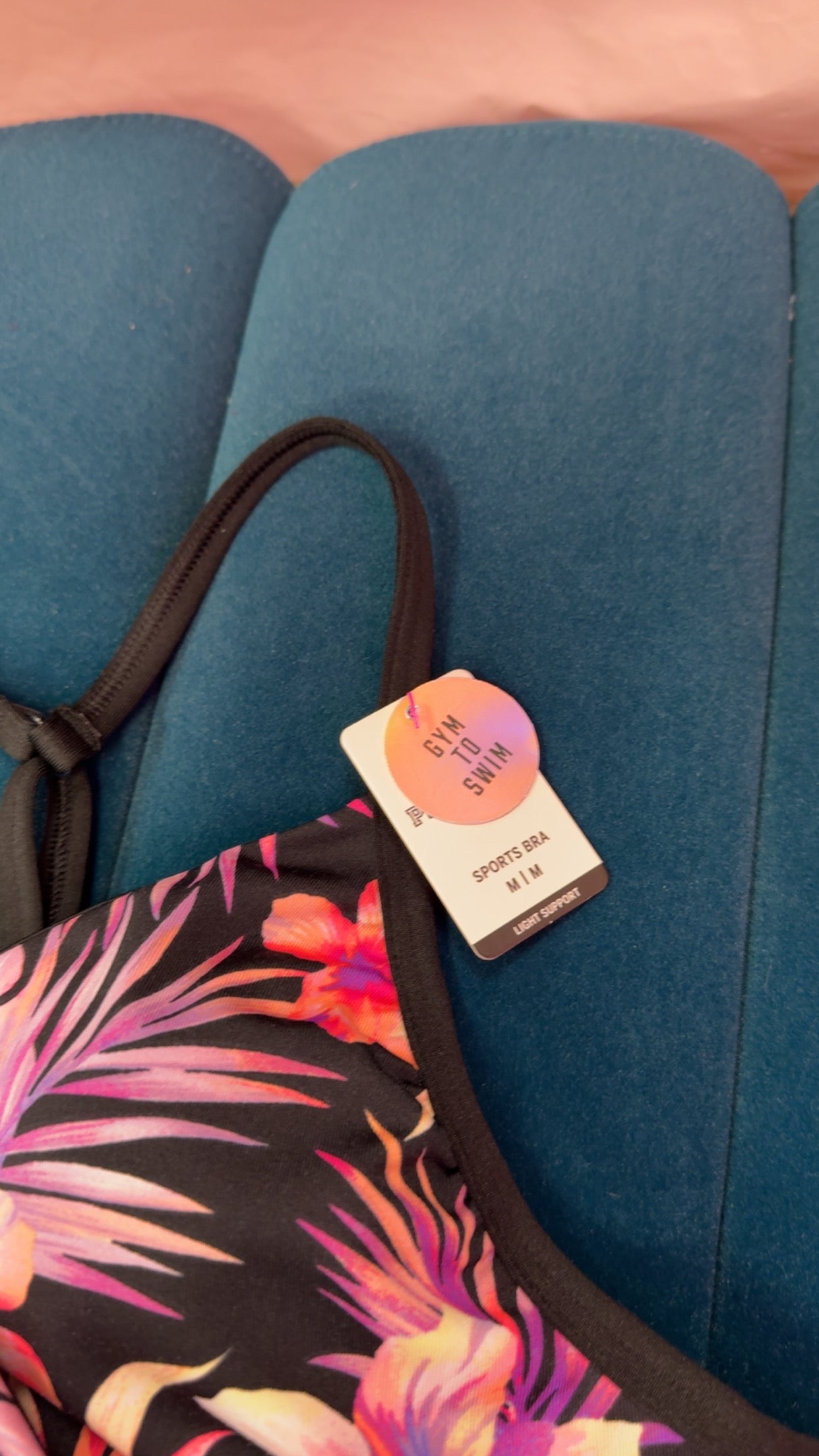 VS PINK Gym To Swim NEW WITH TAGS Swim Top Size Medium