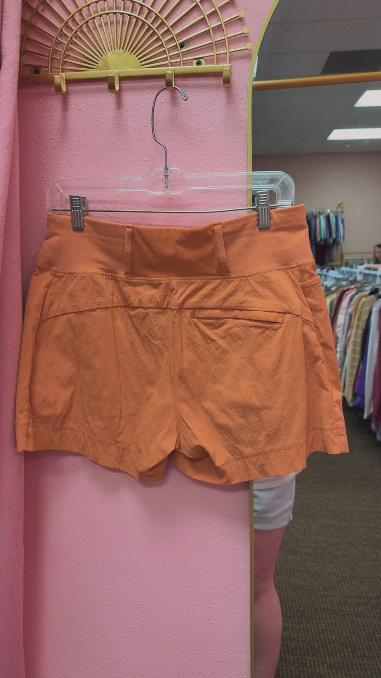 Athleta Trekkie North Short Size 6
