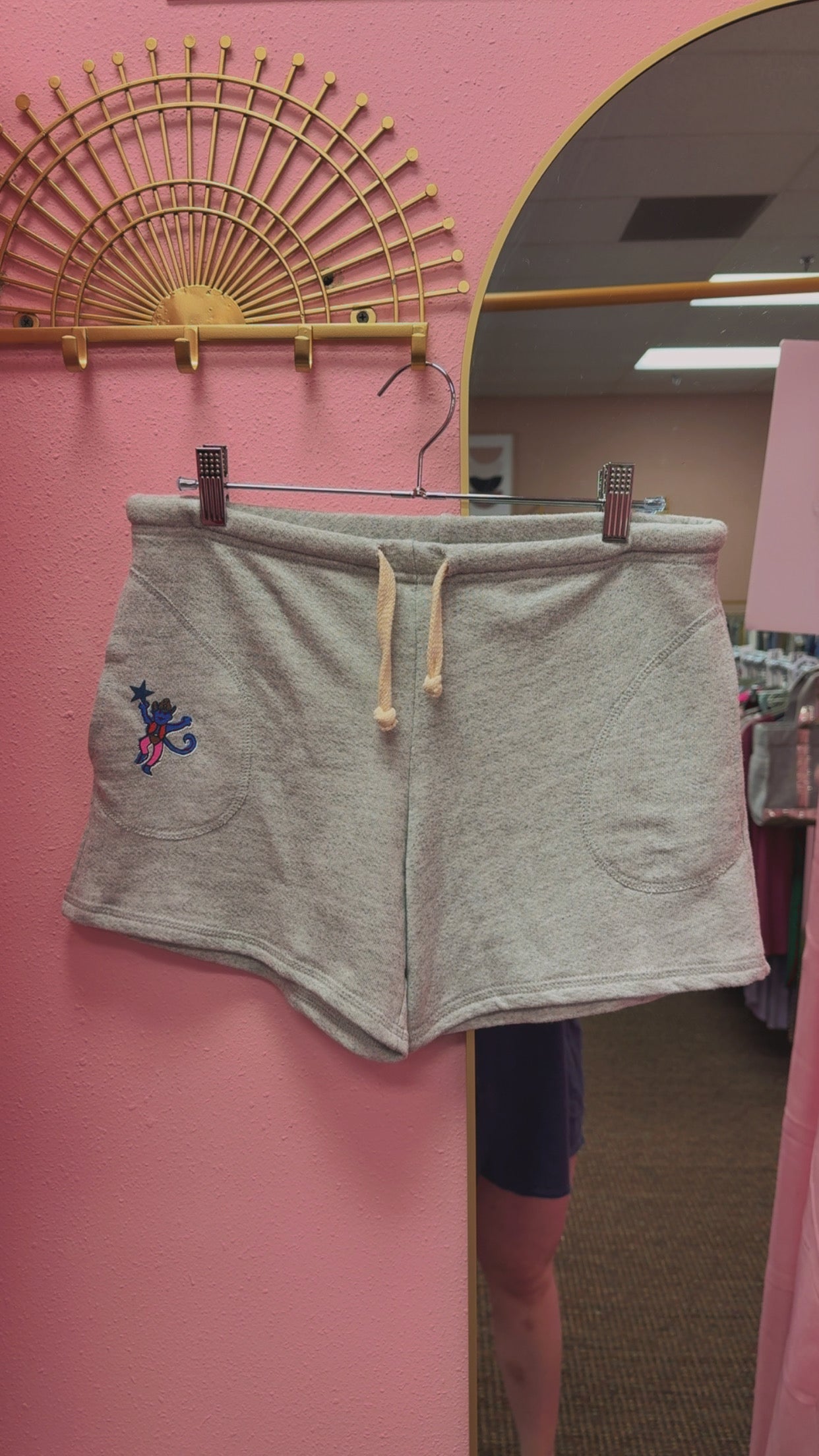 Roller Rabbit Shorts Size Large