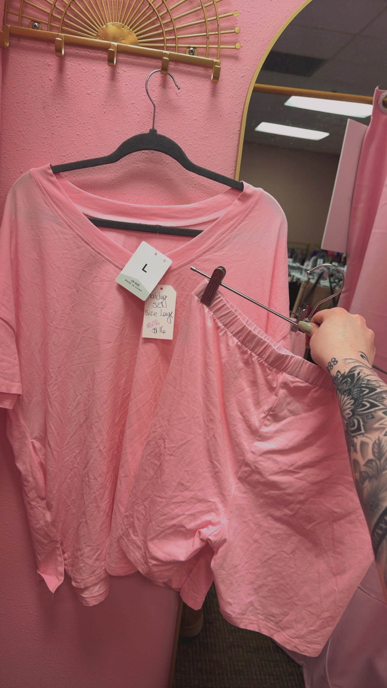 Matching Oversized Tee + Biker Shorts SET Size Large