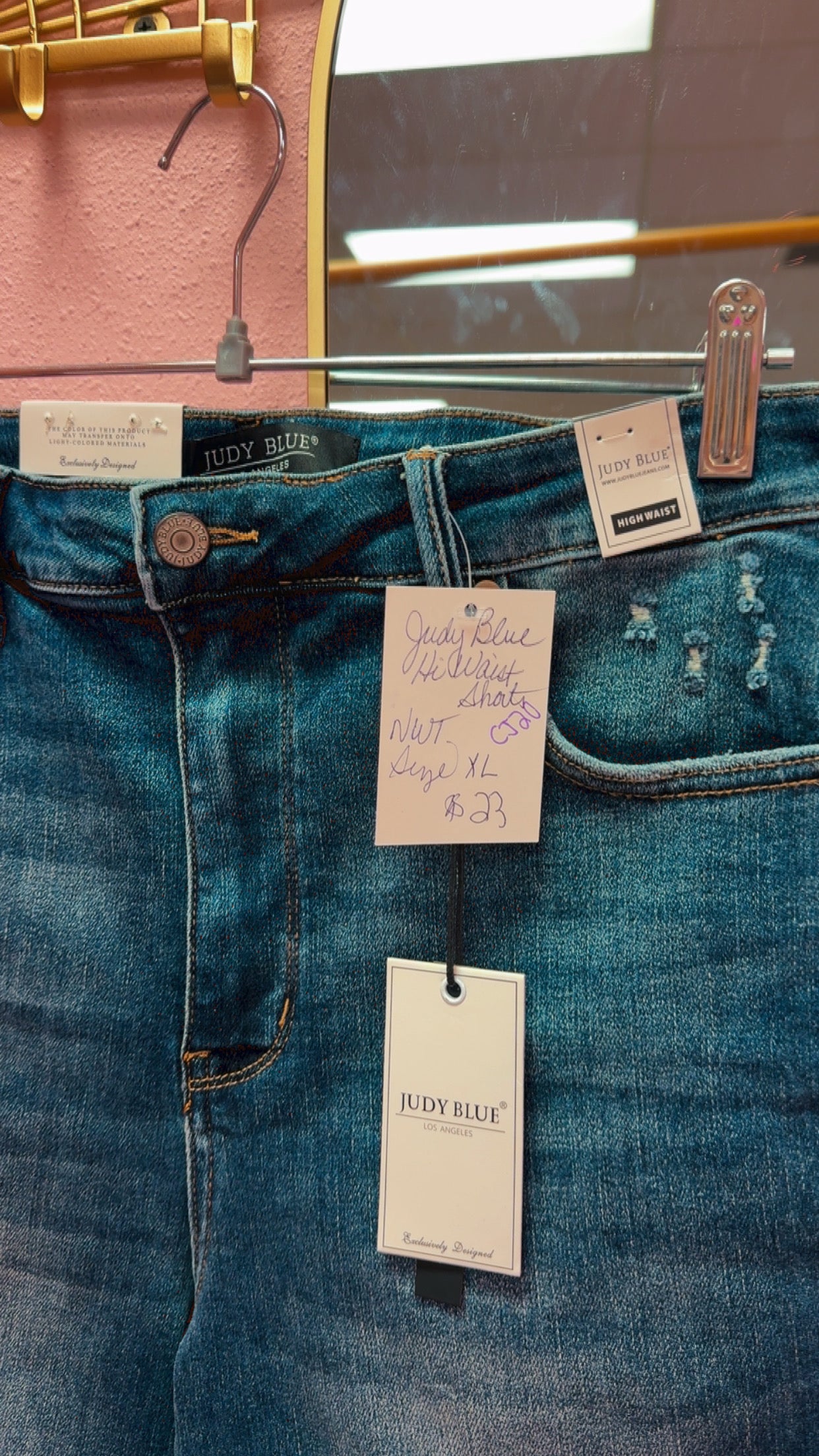 Judy Blue NEW WITH TAGS Shorts Size XL