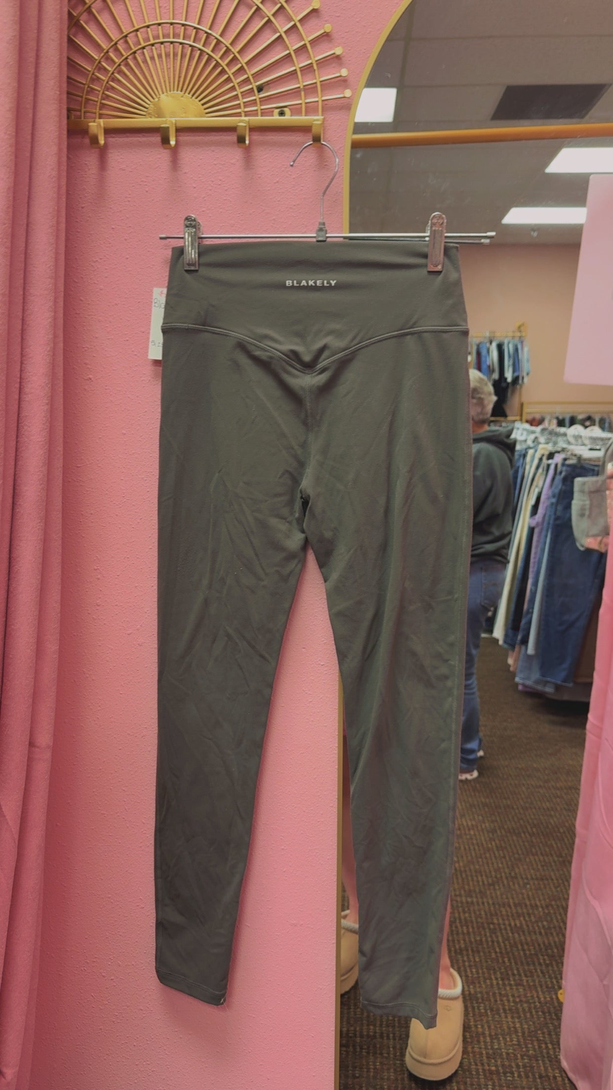 Blakeley Leggings Size Medium