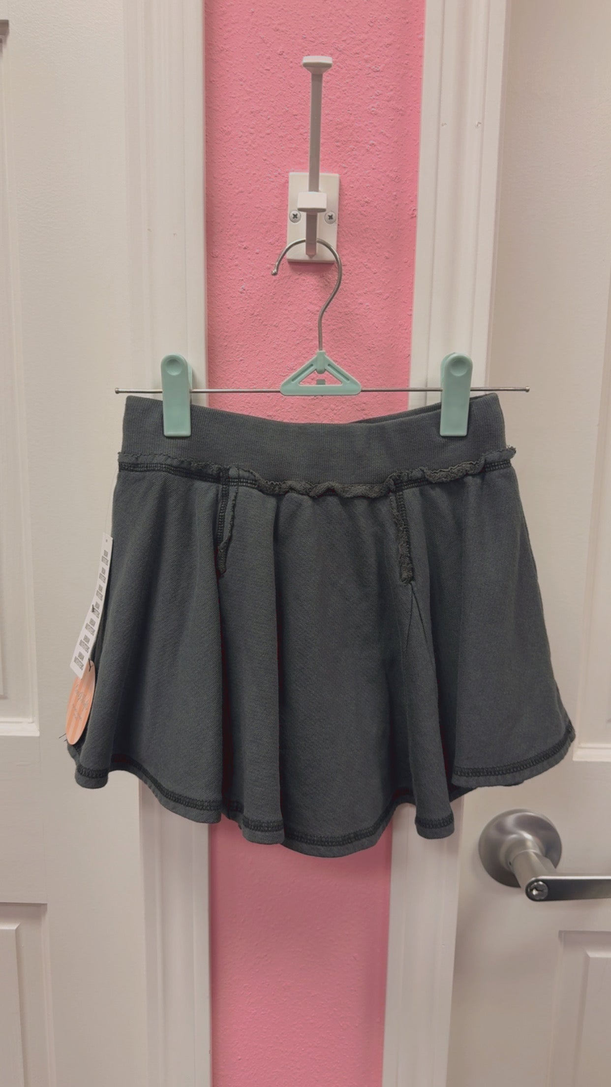 Urban Outfitters NWT BDG Skort Size Small