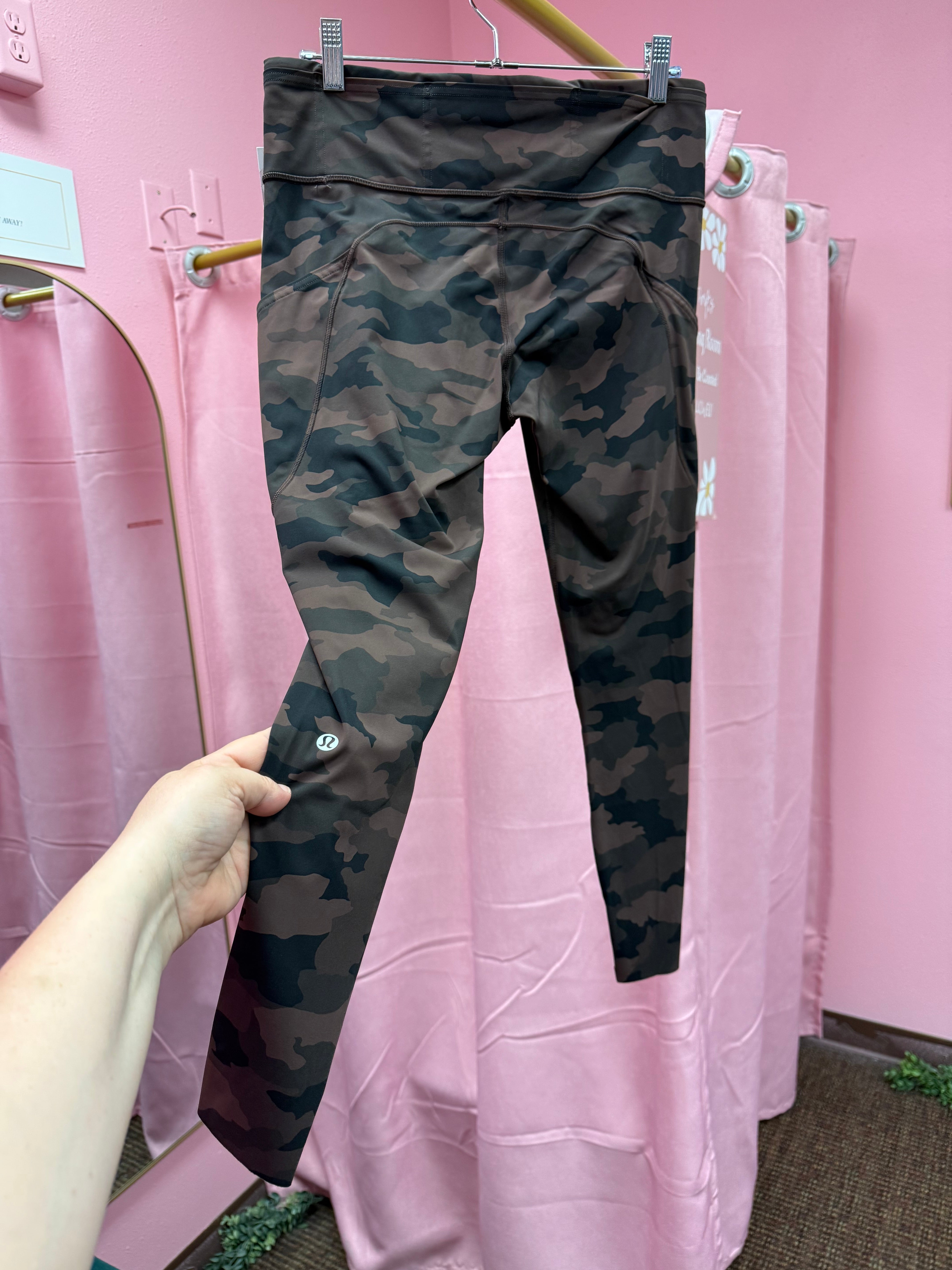 Lululemon Fast And Free Leggings 25” Size 10