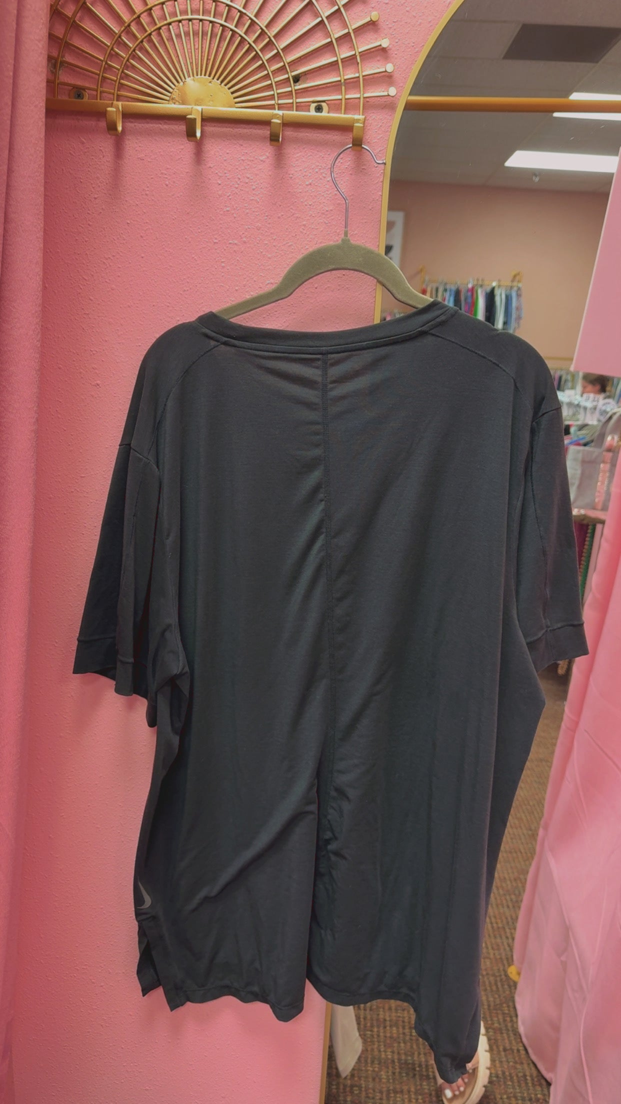 Nike Yoga Tee Size XL