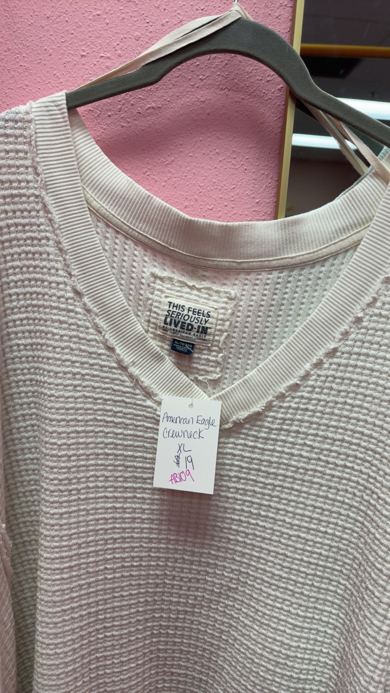 American Eagle Sweatshirt Size XL