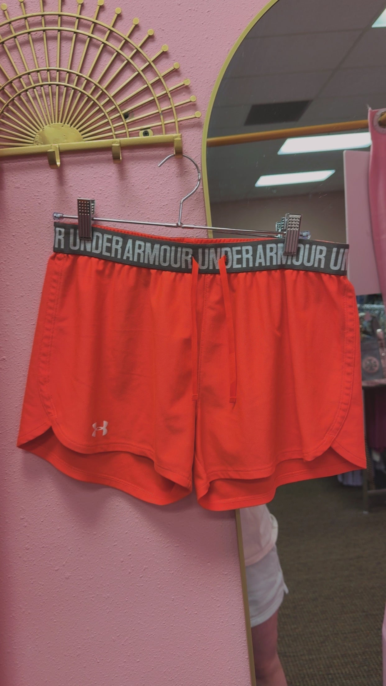 Under Armour Athletic Shorts Size Medium