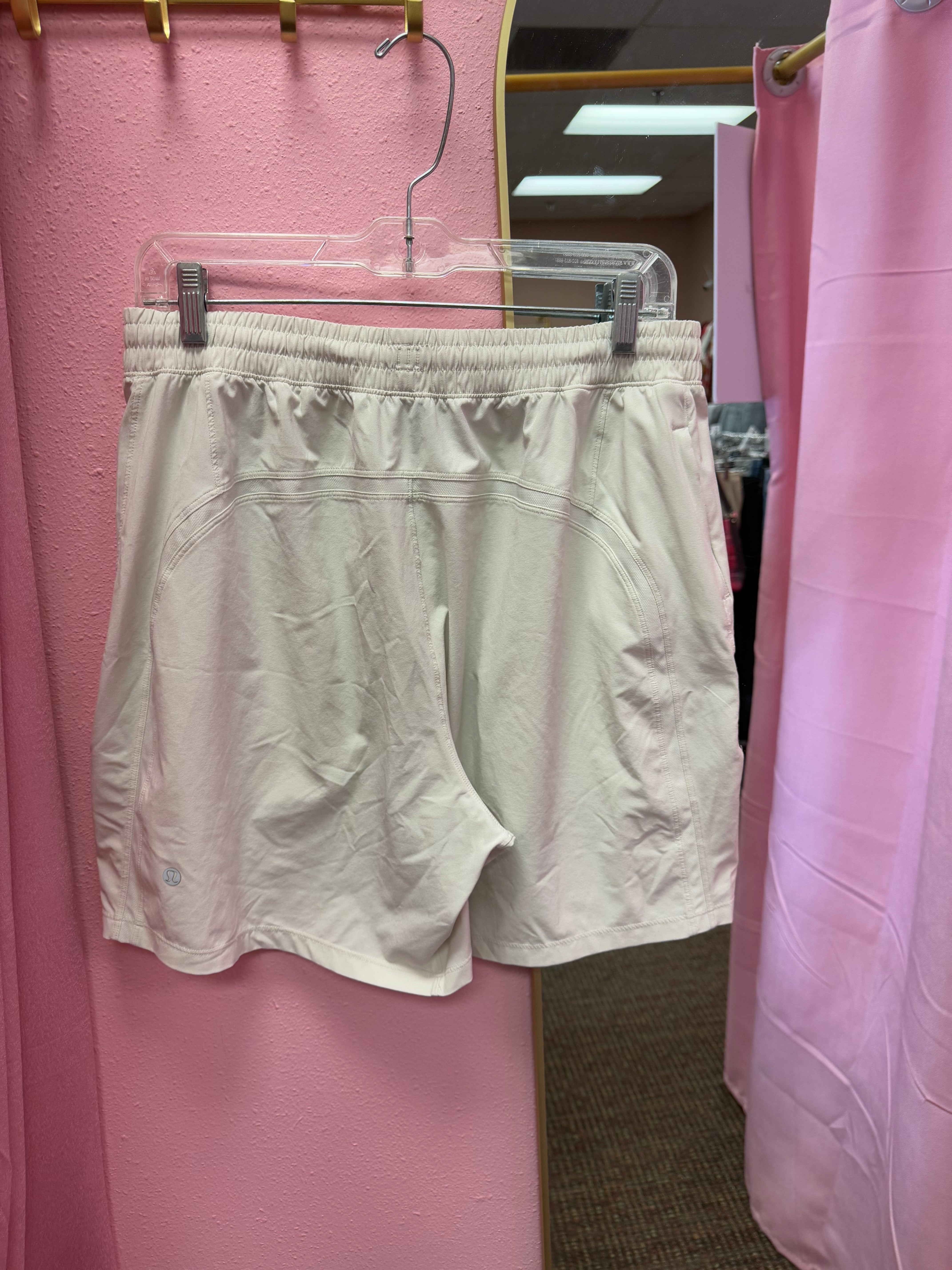 Men’s Pace Breaker Shorts “7 Size XL