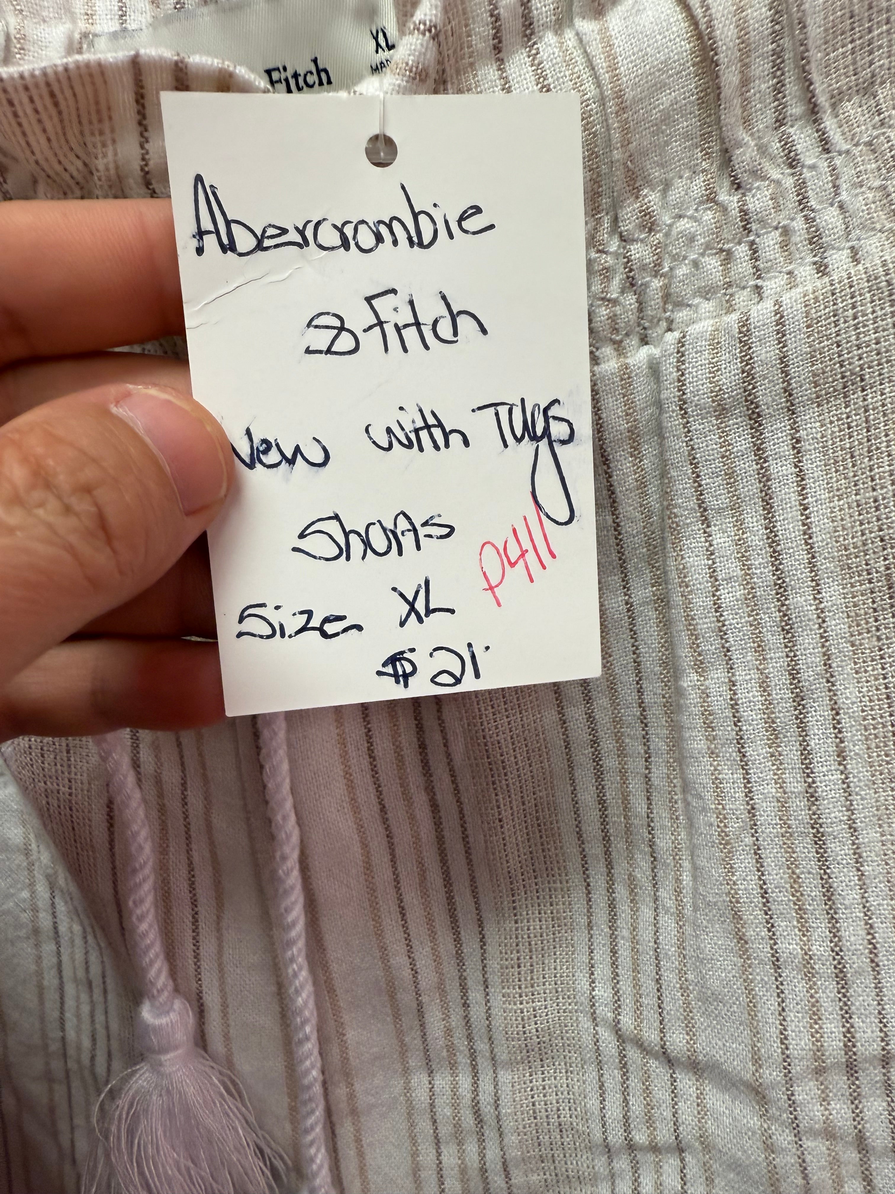 Abercrombie & Fitch Shorts XL NWT
