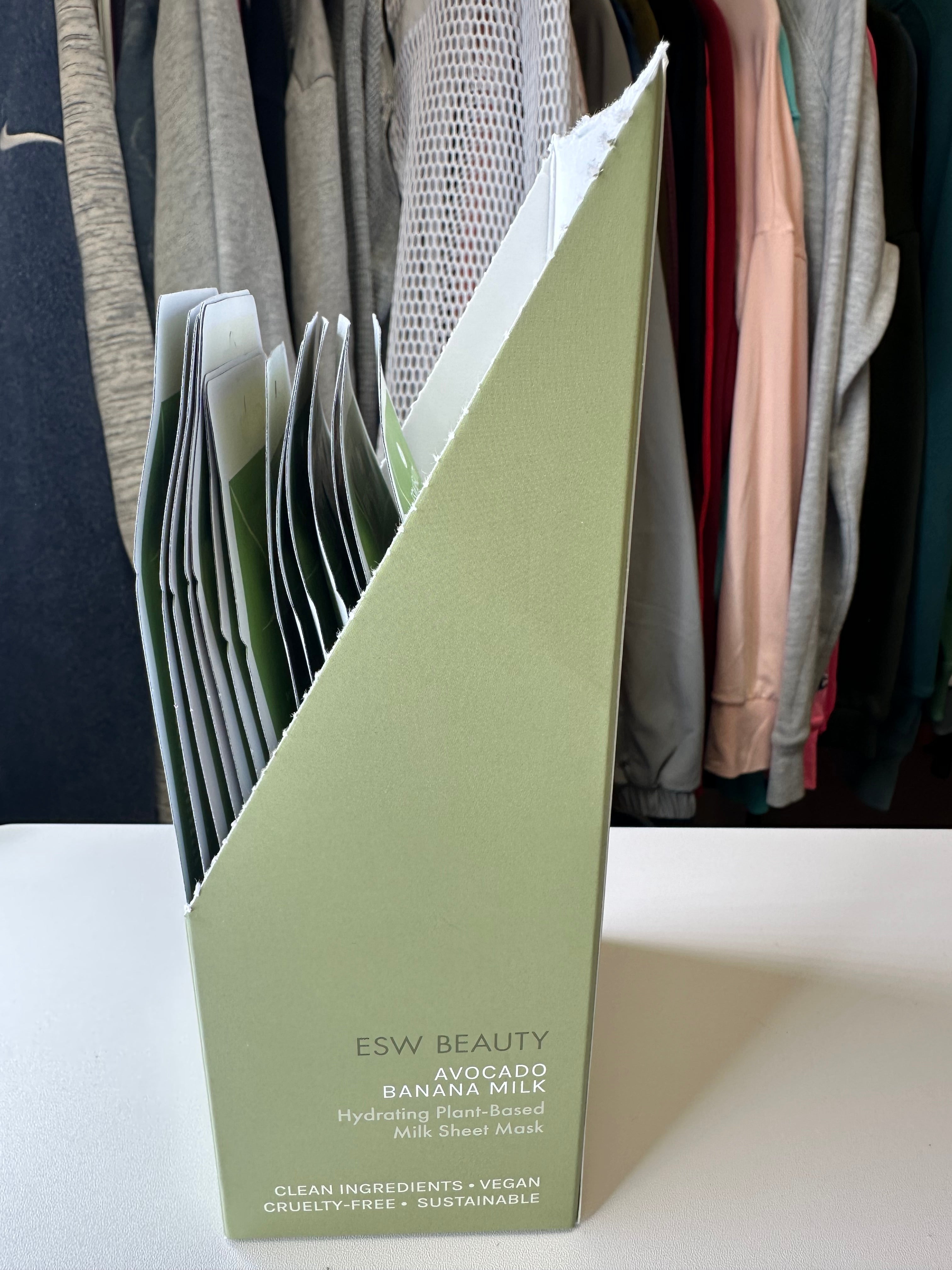 ESW Beauty Face Mask- Avocado Banana Milk