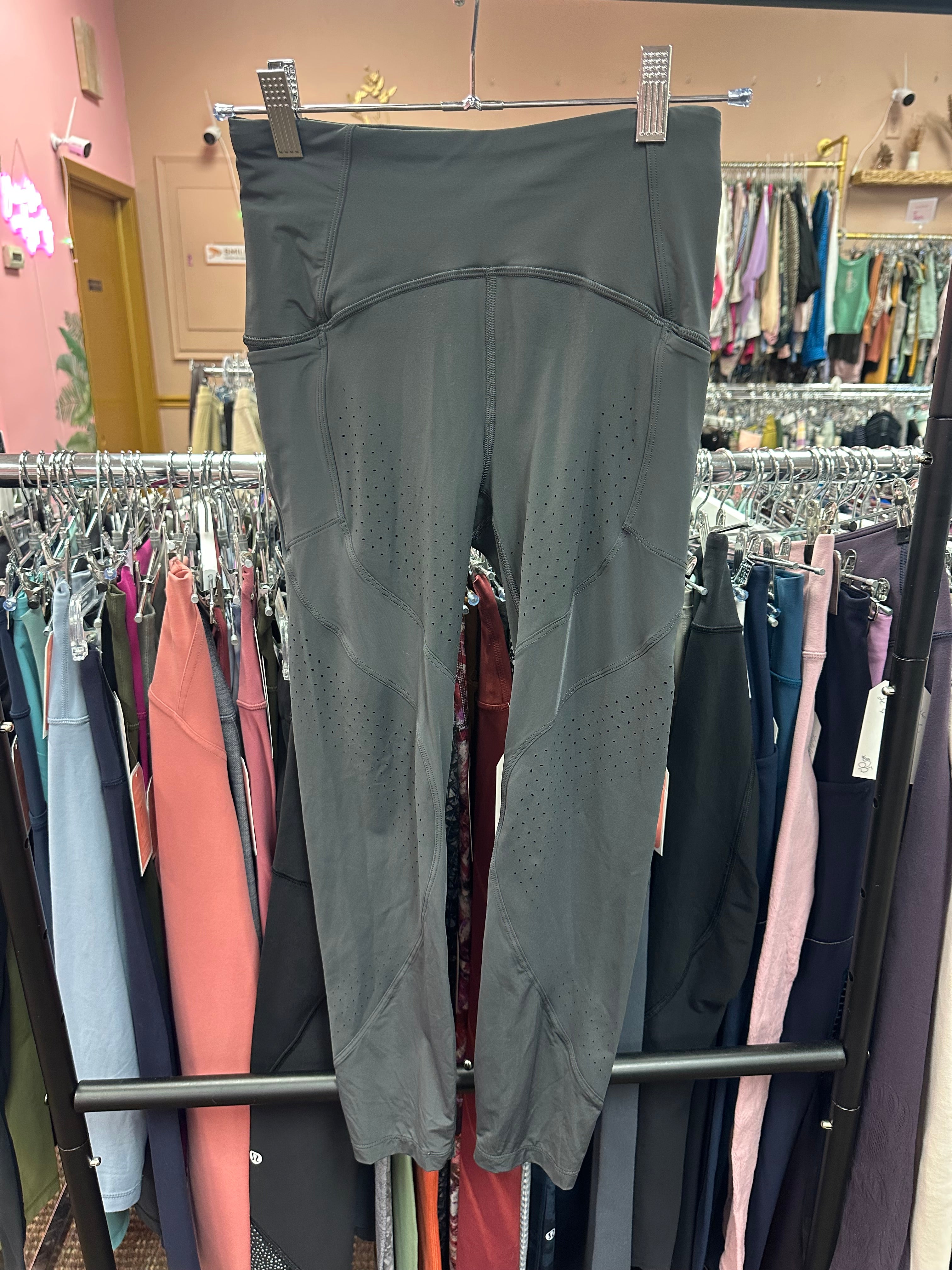Lululemon Uncovered Strength High Rise Crop Size 4